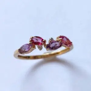 Anillo Oro 18k con topacios rosa y amatista